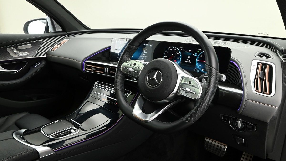 More views of Mercedes-Benz EQC