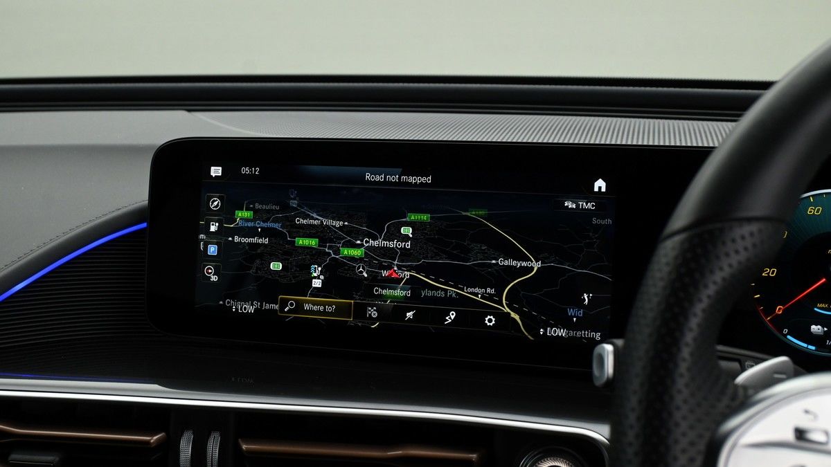 Mercedes-Benz EQC Image 10