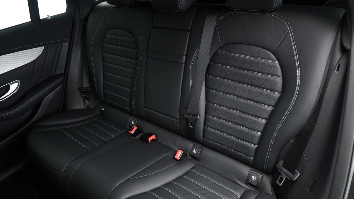 Mercedes-Benz EQC Image 4
