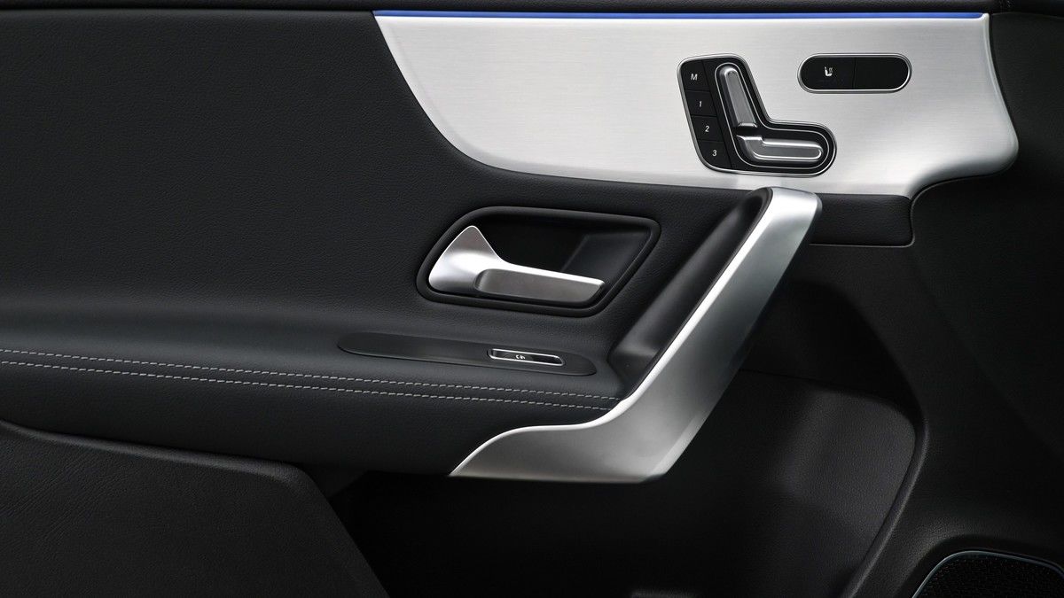 Mercedes-Benz A Class Image 12