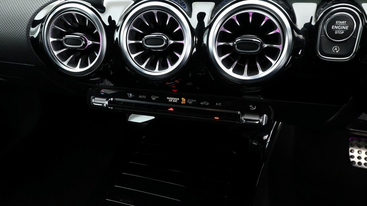 Mercedes-Benz A Class Image 12