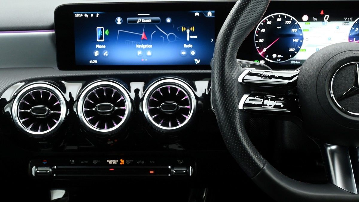 Mercedes-Benz A Class Image 15