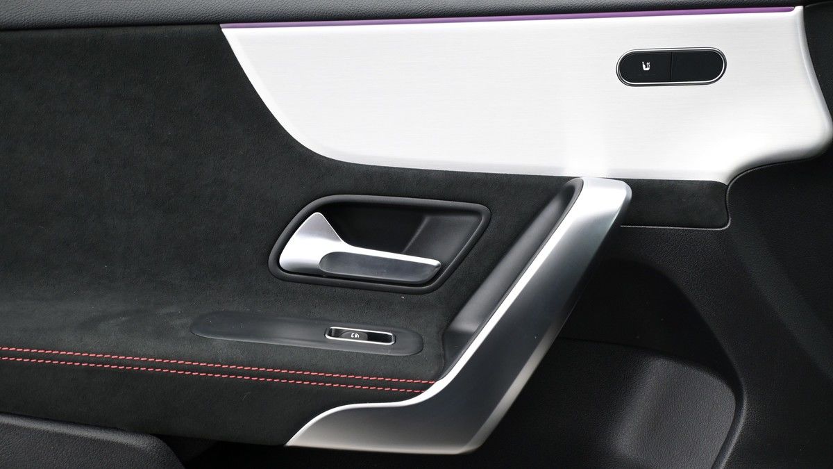 Mercedes-Benz A Class Image 13
