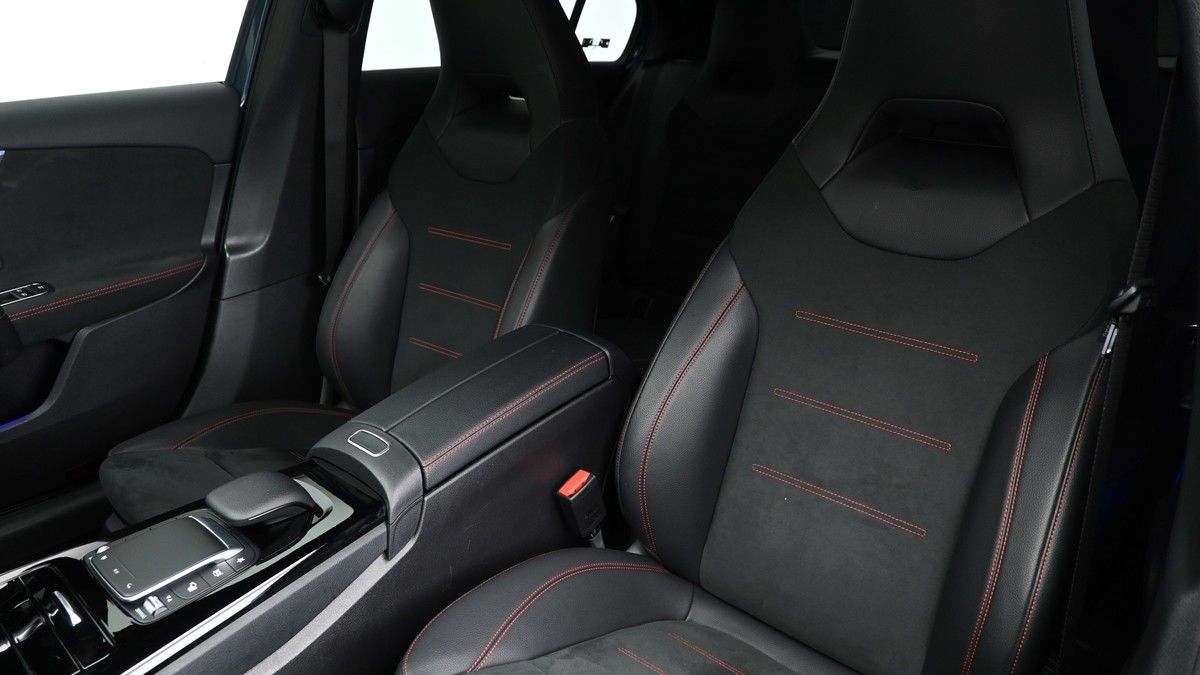 Mercedes-Benz A Class Image 4