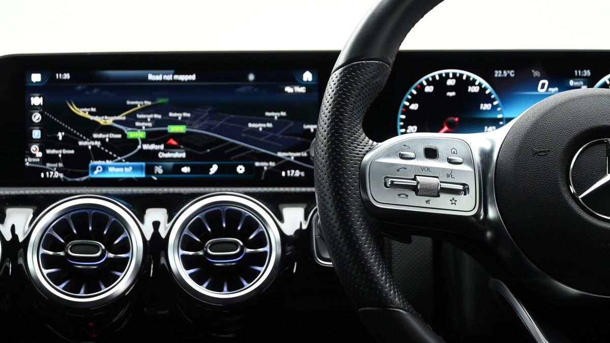Mercedes-Benz A Class Image 15