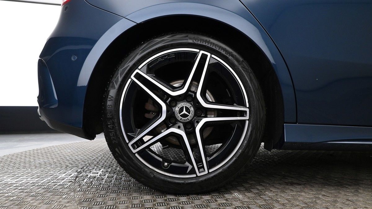Mercedes-Benz A Class Image 9