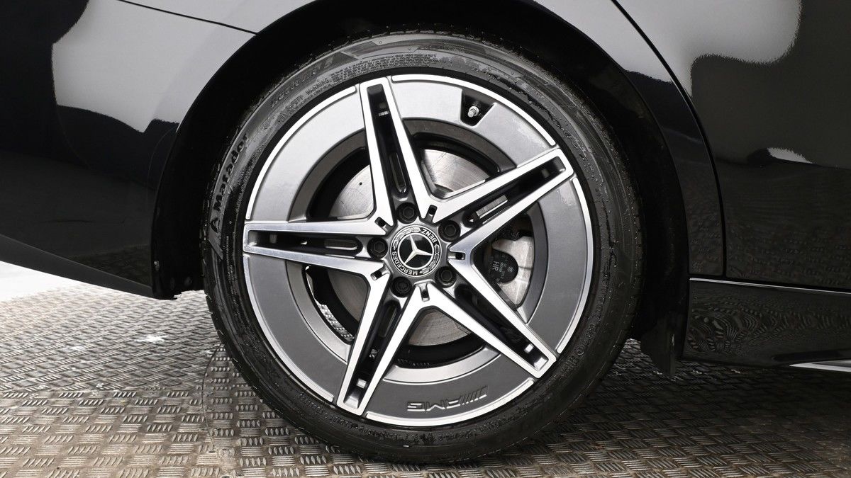 Mercedes-Benz C Class Image 9