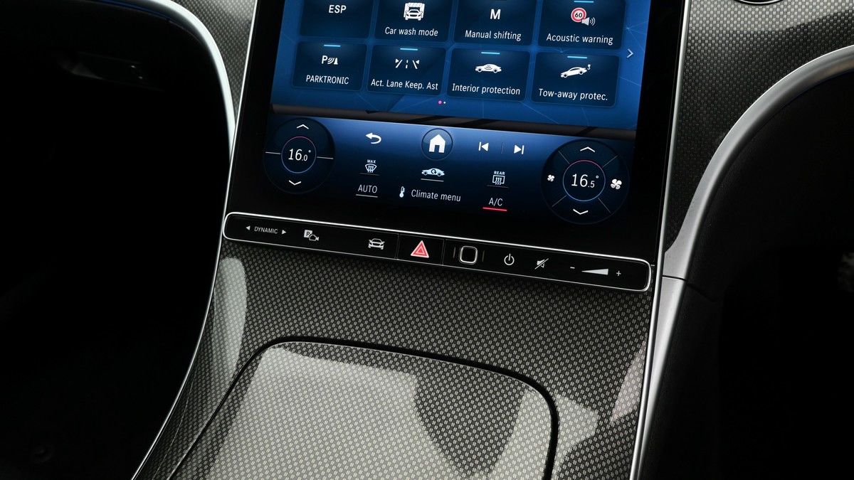 Mercedes-Benz C Class Image 12