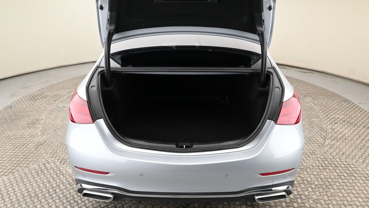 Mercedes-Benz C Class Image 9