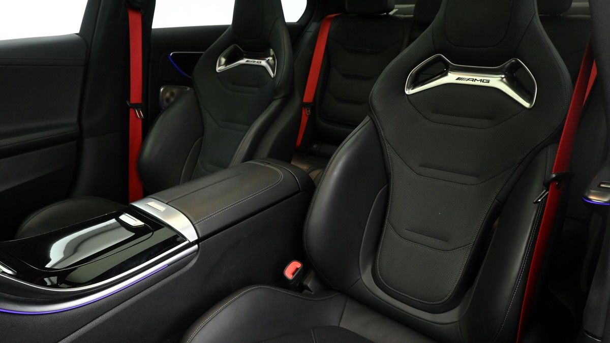 Mercedes-Benz C Class Image 4