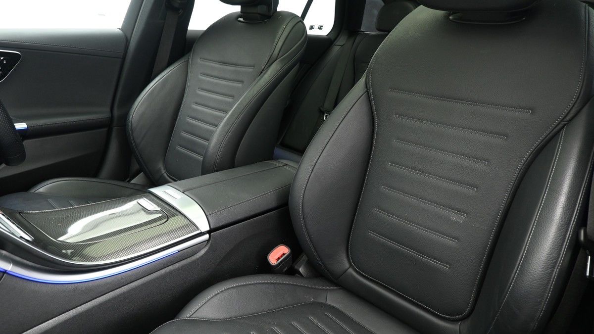 Mercedes-Benz C Class Image 4