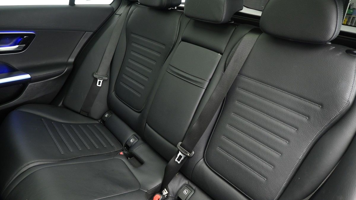 Mercedes-Benz C Class Image 5
