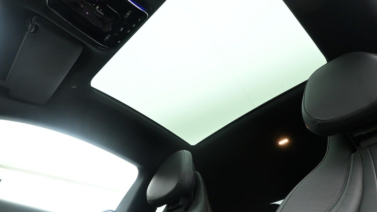 Mercedes-Benz CLE Image 2