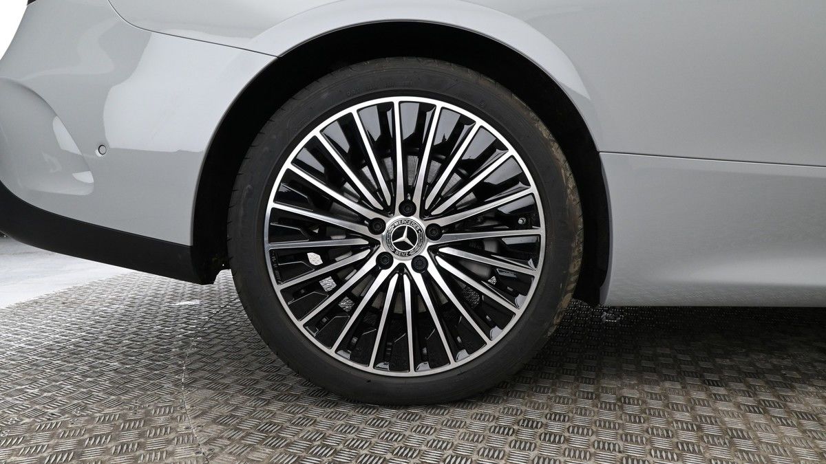 Mercedes-Benz CLE Image 9