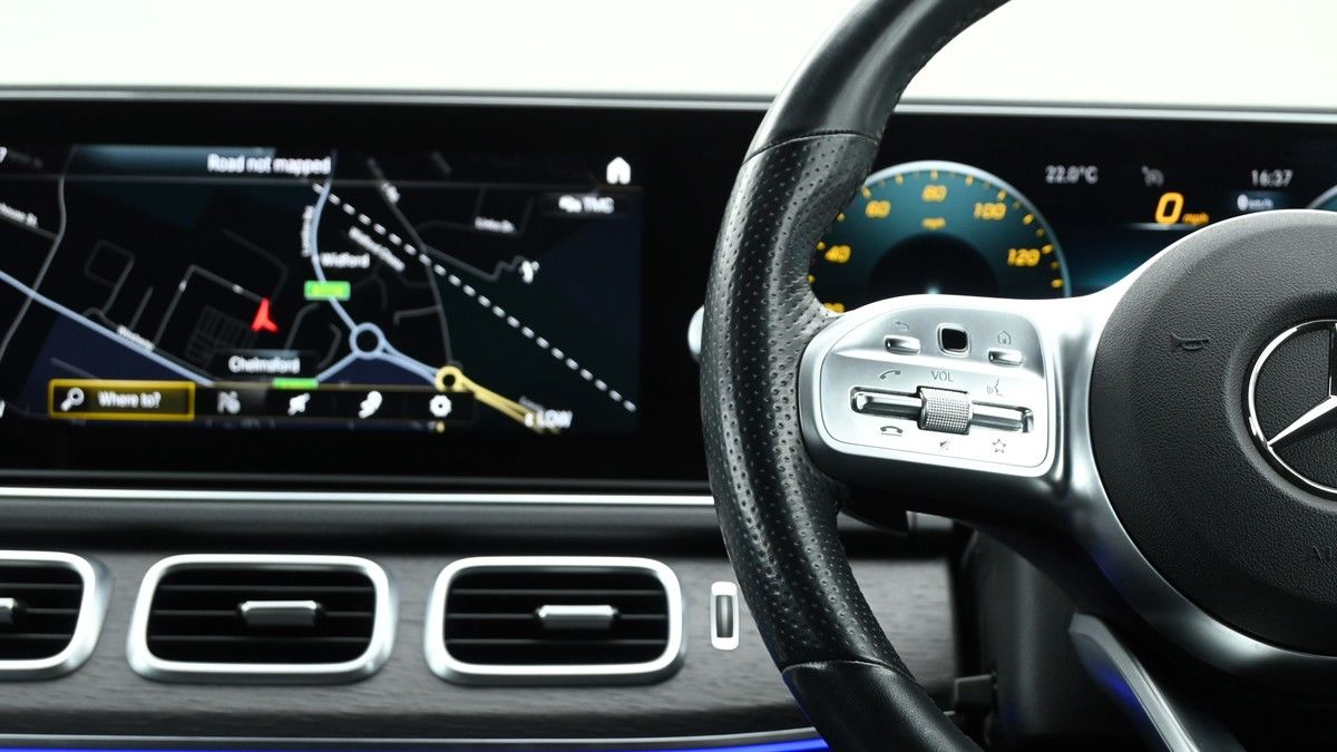 Mercedes-Benz GLE Image 14