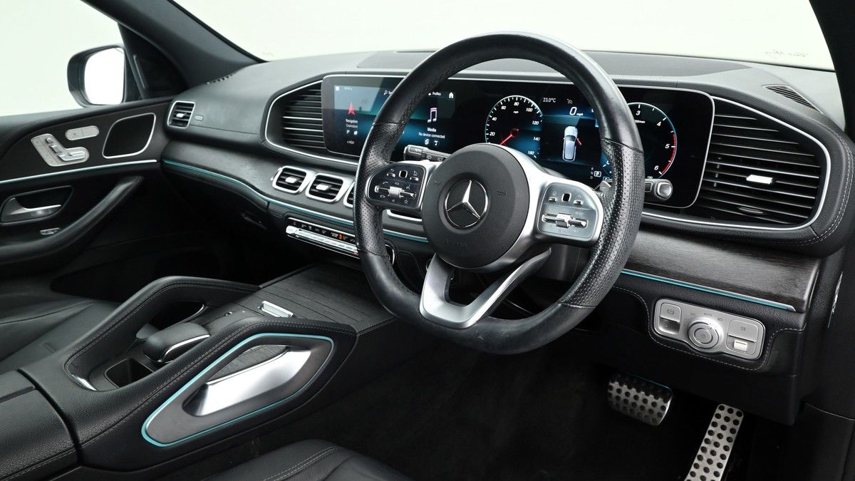 Mercedes-Benz GLE Image 3