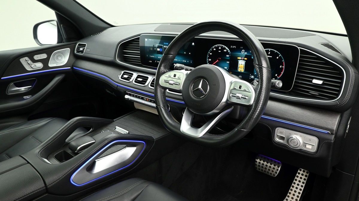 Mercedes-Benz GLE Image 3