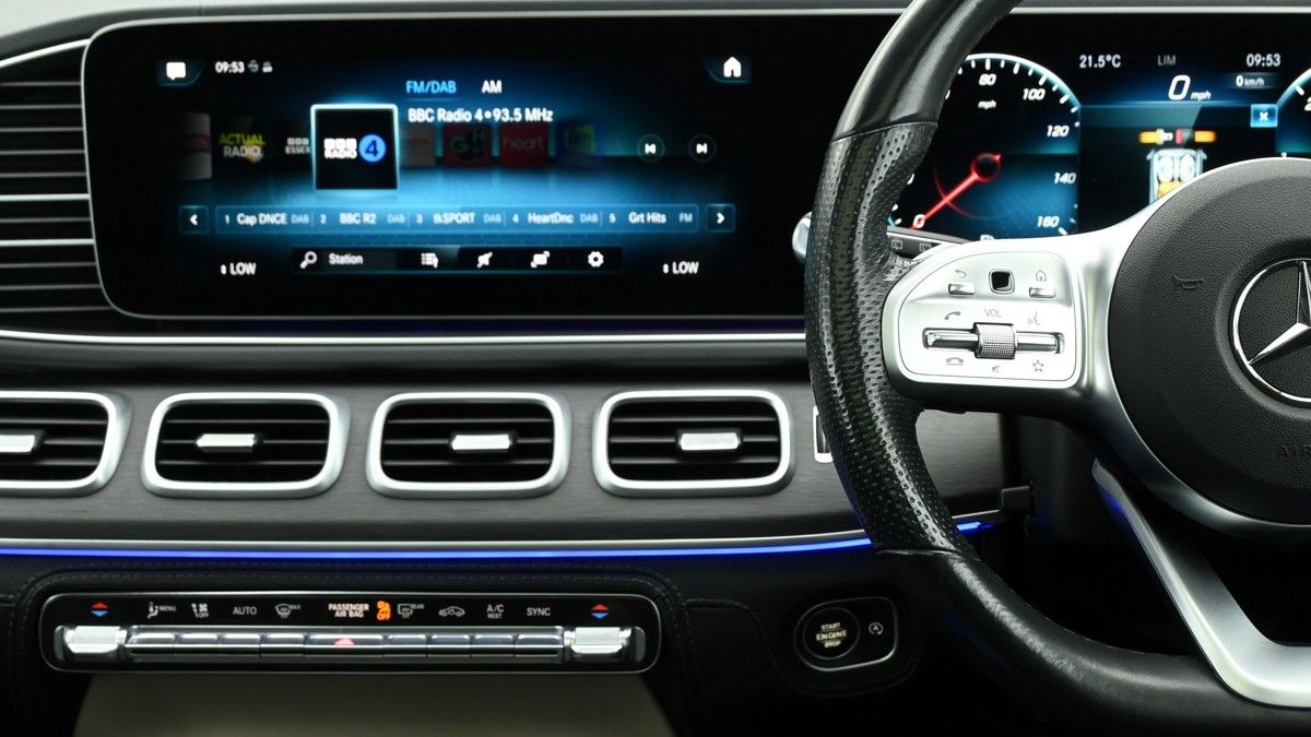 Mercedes-Benz GLE Image 15