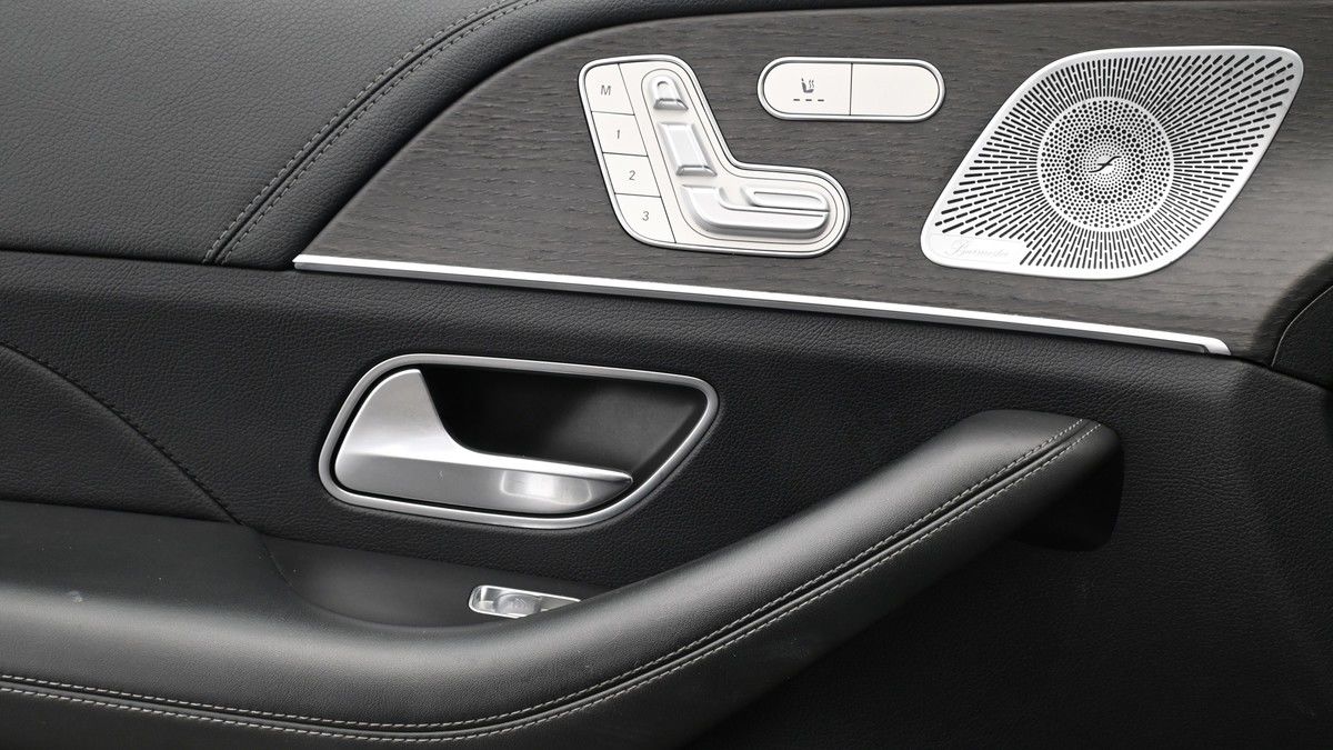 Mercedes-Benz GLE Image 13