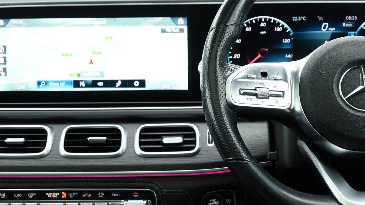 Mercedes-Benz GLE Image 15