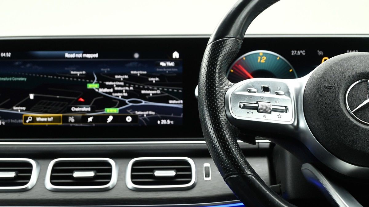 Mercedes-Benz GLE Image 14