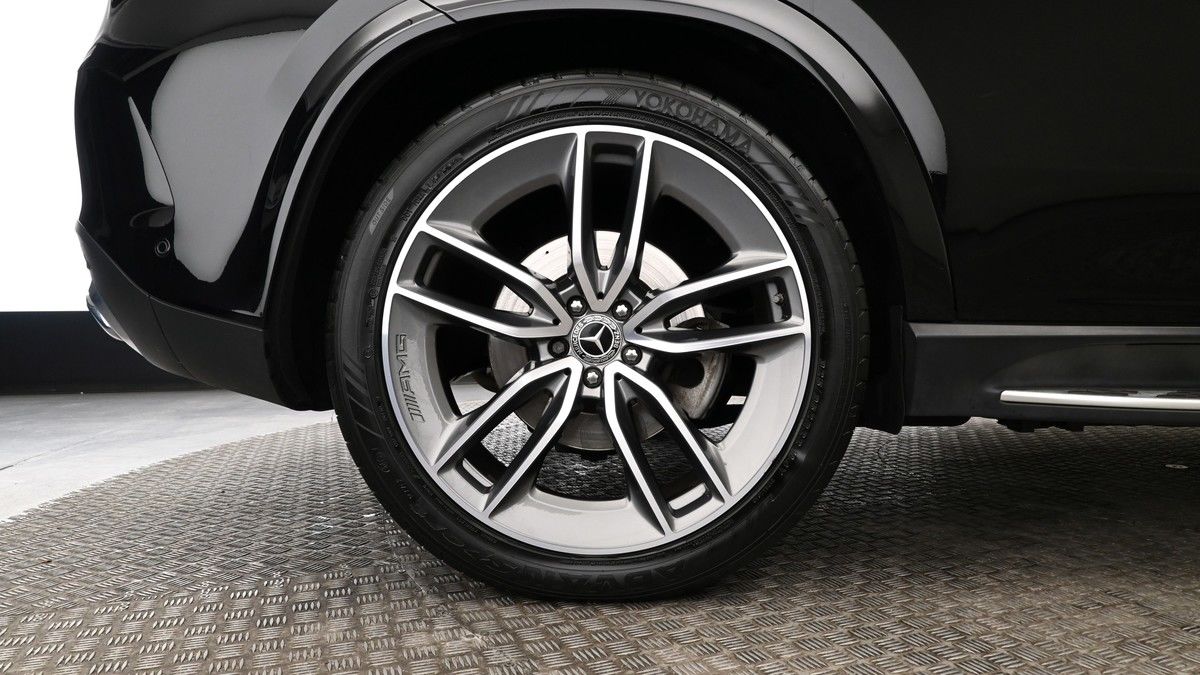 Mercedes-Benz GLE Image 8
