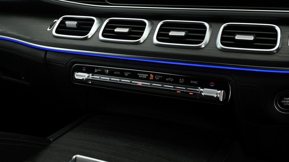 Mercedes-Benz GLE Image 11