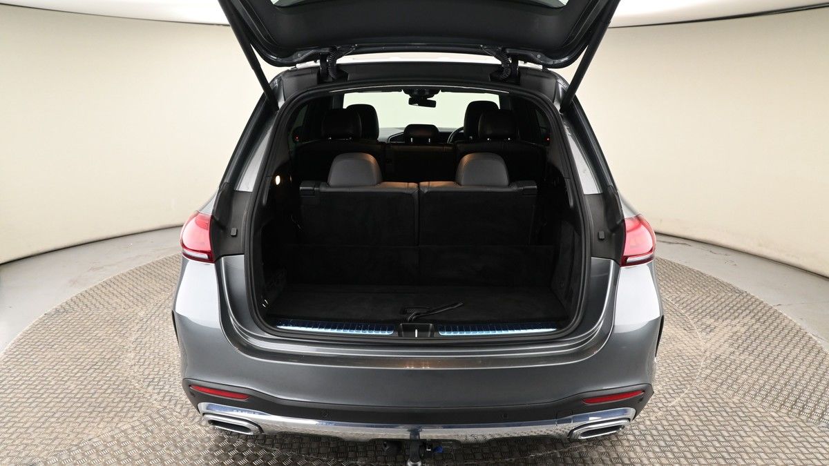Mercedes-Benz GLE Image 9