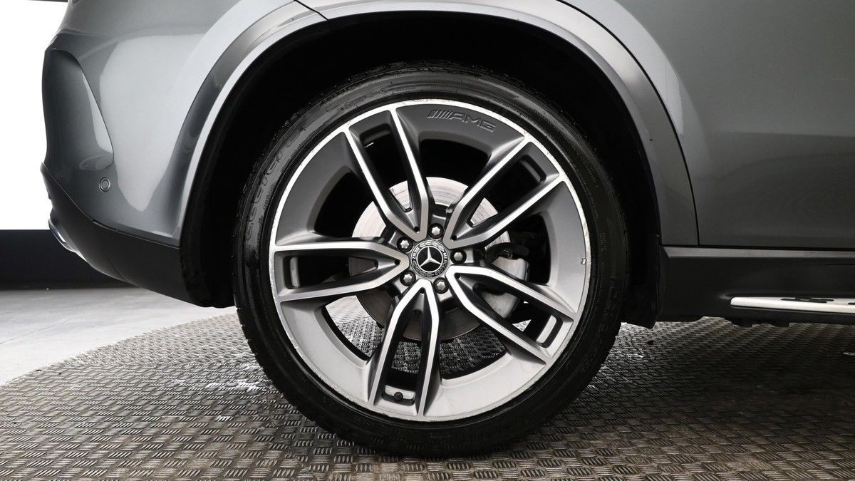 Mercedes-Benz GLE Image 8