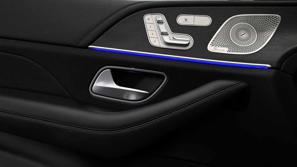 Mercedes-Benz GLE Image 13