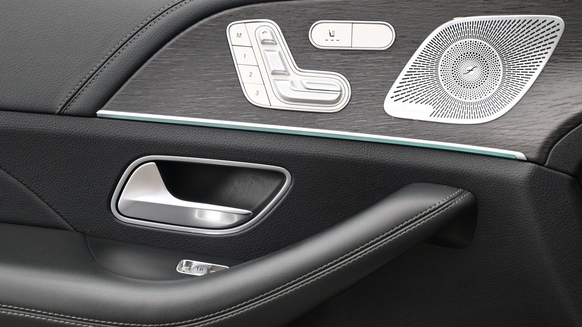 Mercedes-Benz GLE Image 13