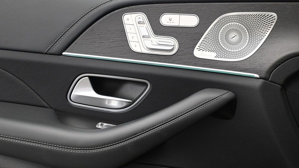 Mercedes-Benz GLE Image 13