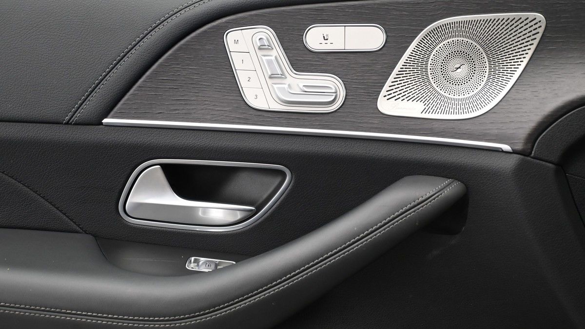 Mercedes-Benz GLE Image 13