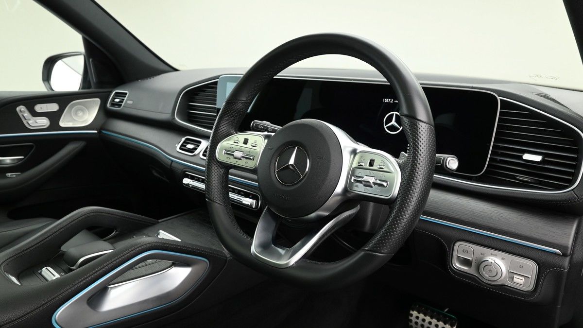 Mercedes-Benz GLE Image 3