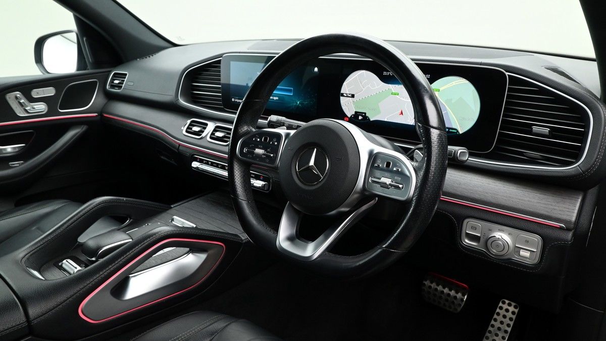 Mercedes-Benz GLE Image 3