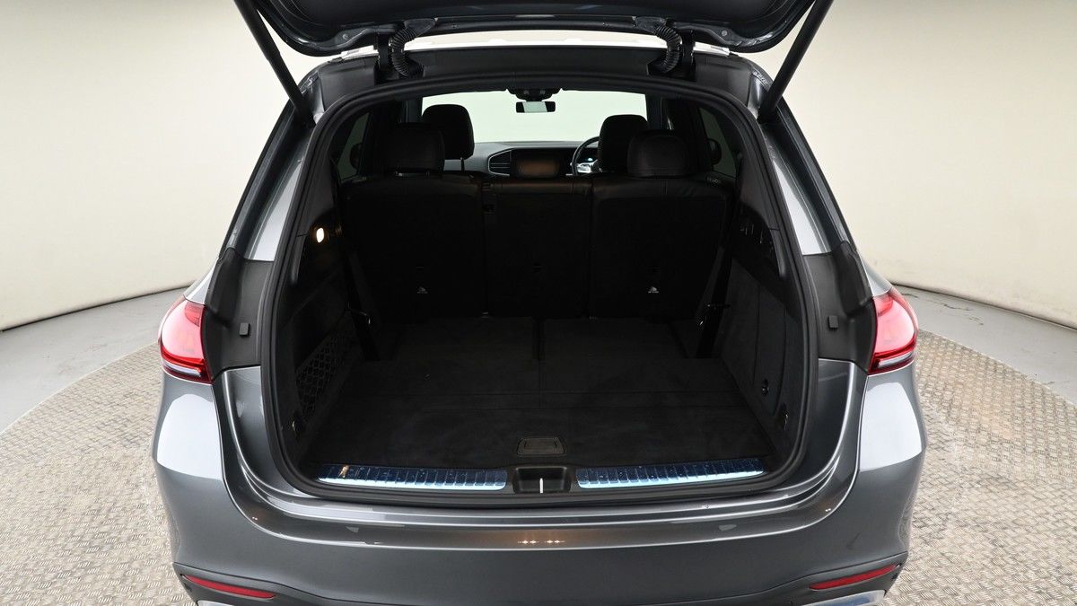 Mercedes-Benz GLE Image 9