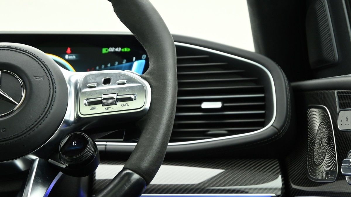 Mercedes-Benz GLE Image 16