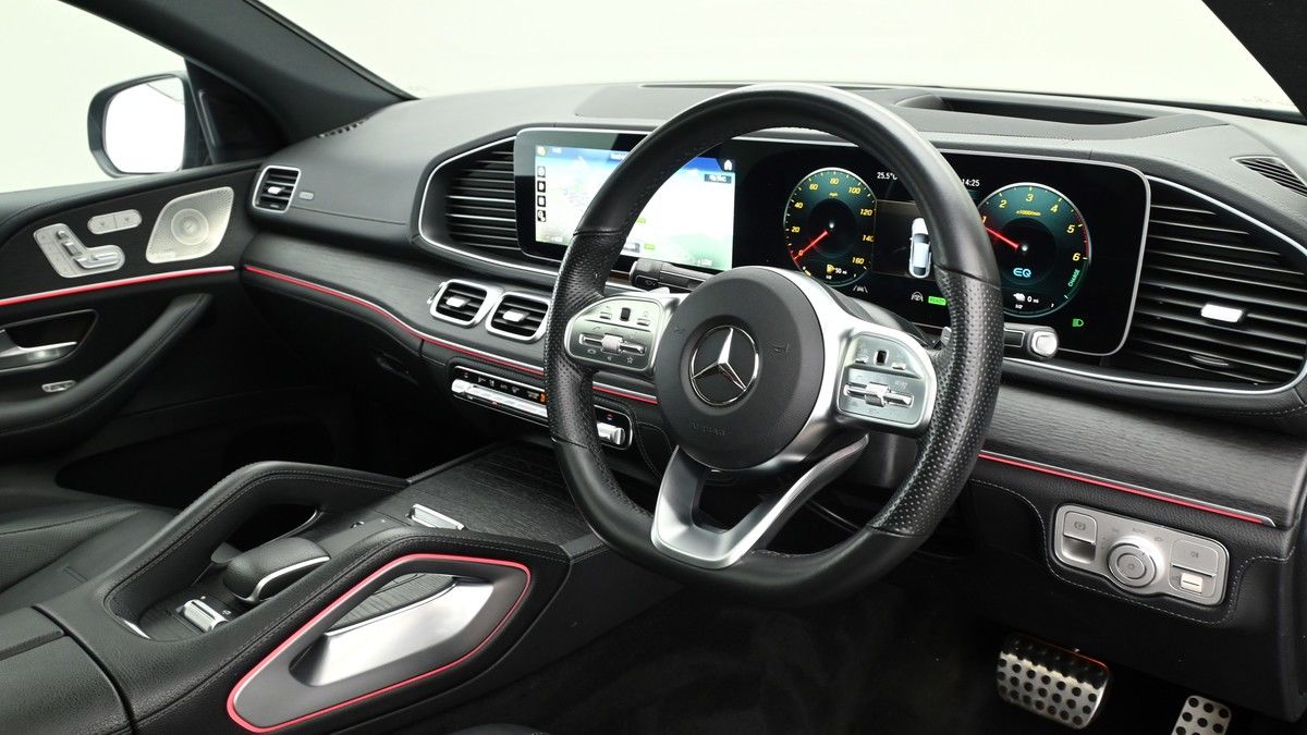 Mercedes-Benz GLE Image 3