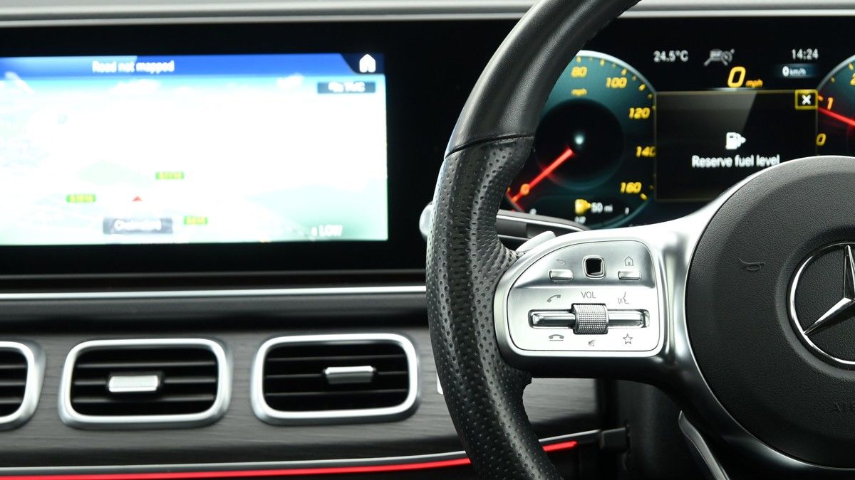 Mercedes-Benz GLE Image 15
