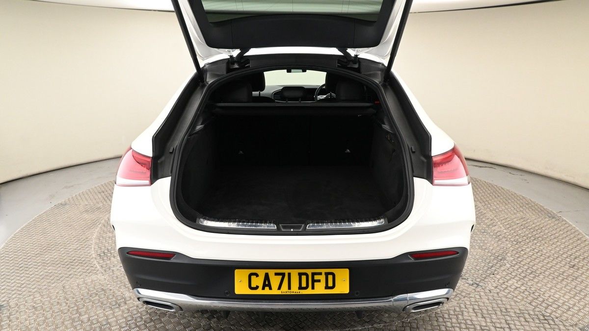 Mercedes-Benz GLE Image 10