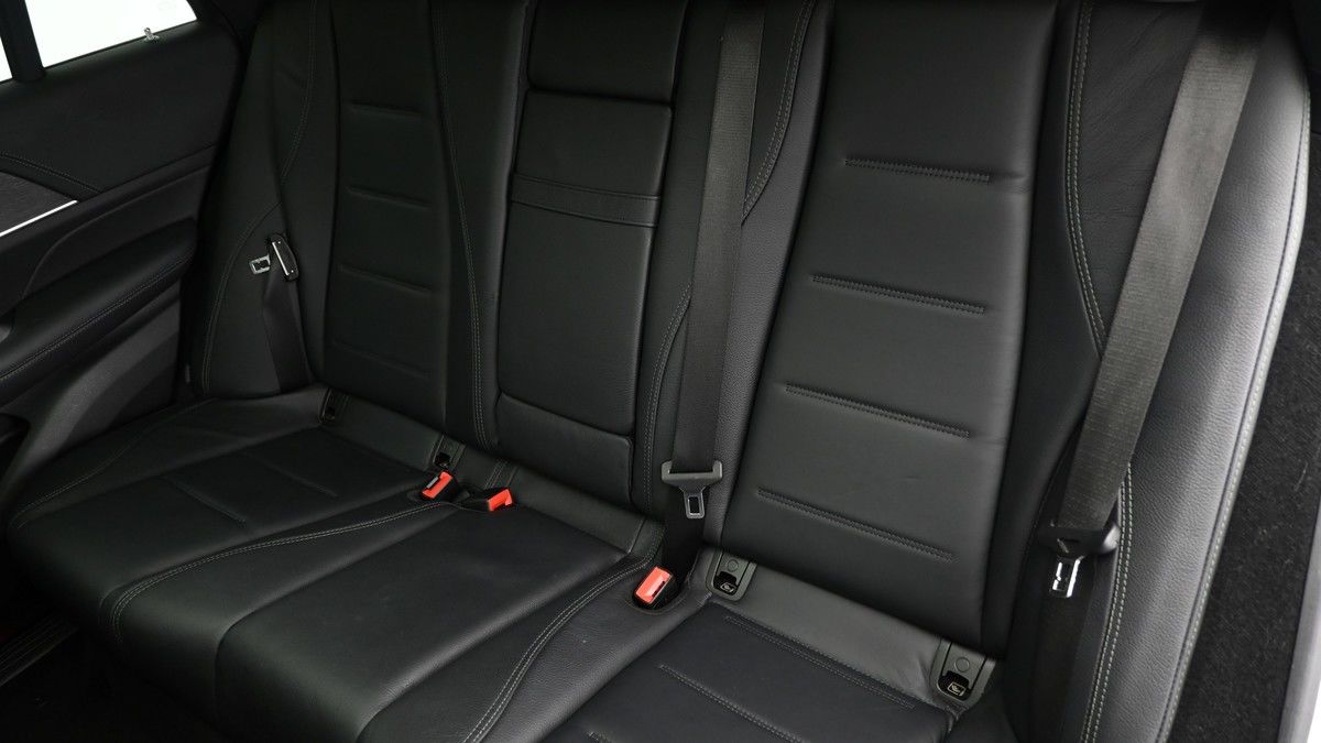 Mercedes-Benz GLE Image 5