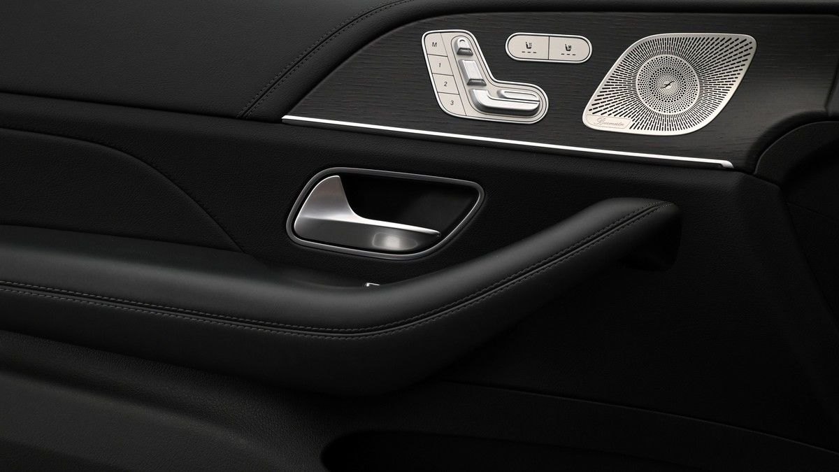 Mercedes-Benz GLE Image 13