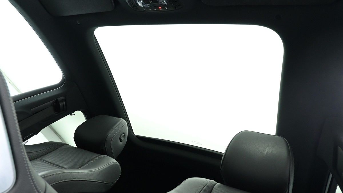 Mercedes-Benz GLE Image 2