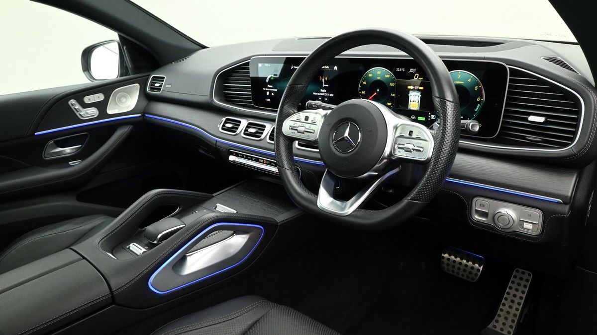 Mercedes-Benz GLE Image 3