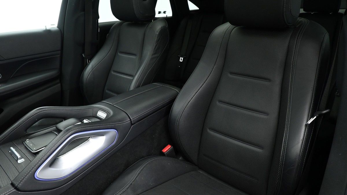 Mercedes-Benz GLE Image 4