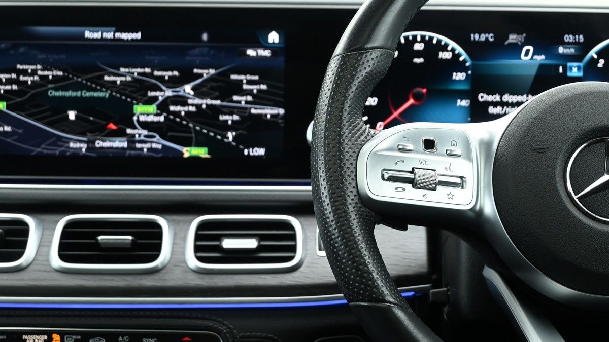 Mercedes-Benz GLE Image 15