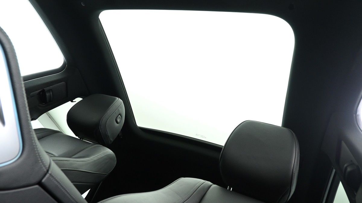 Mercedes-Benz GLE Image 2