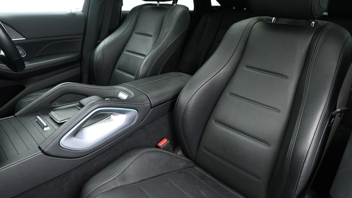 Mercedes-Benz GLE Image 4