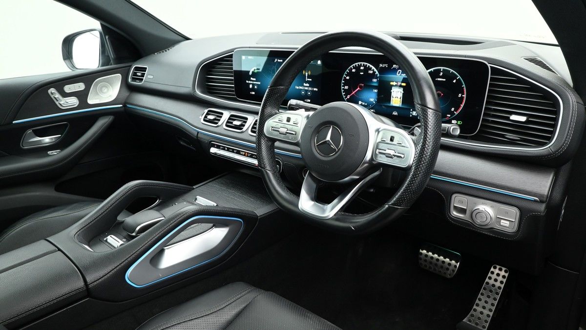 Mercedes-Benz GLE Image 3