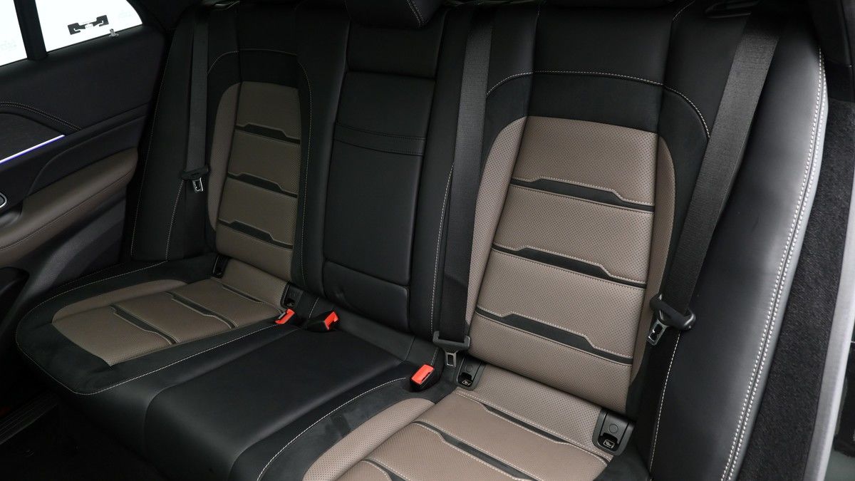 Mercedes-Benz GLE Image 5